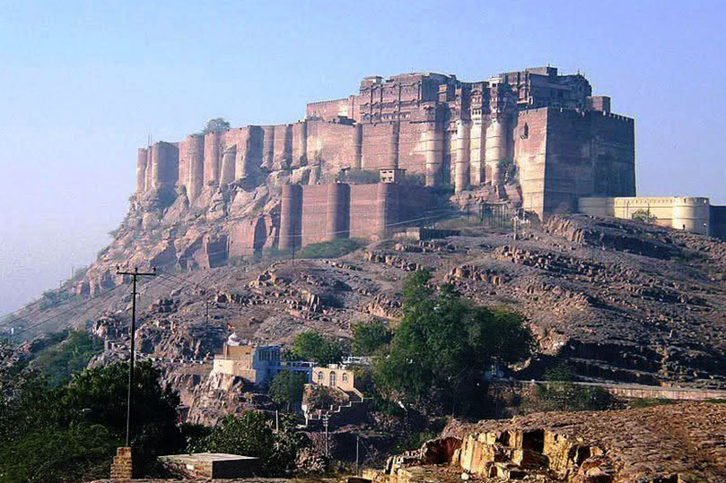 9-Day Golden Triangle With Jodhpur &Jaisalmer Private Tour by Car & Driver