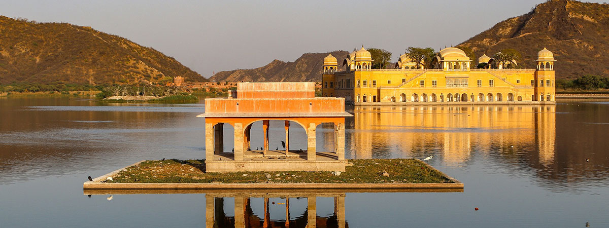 13-Day Colourful Rajasthan Tour With Private Car & English-Speaking Driver